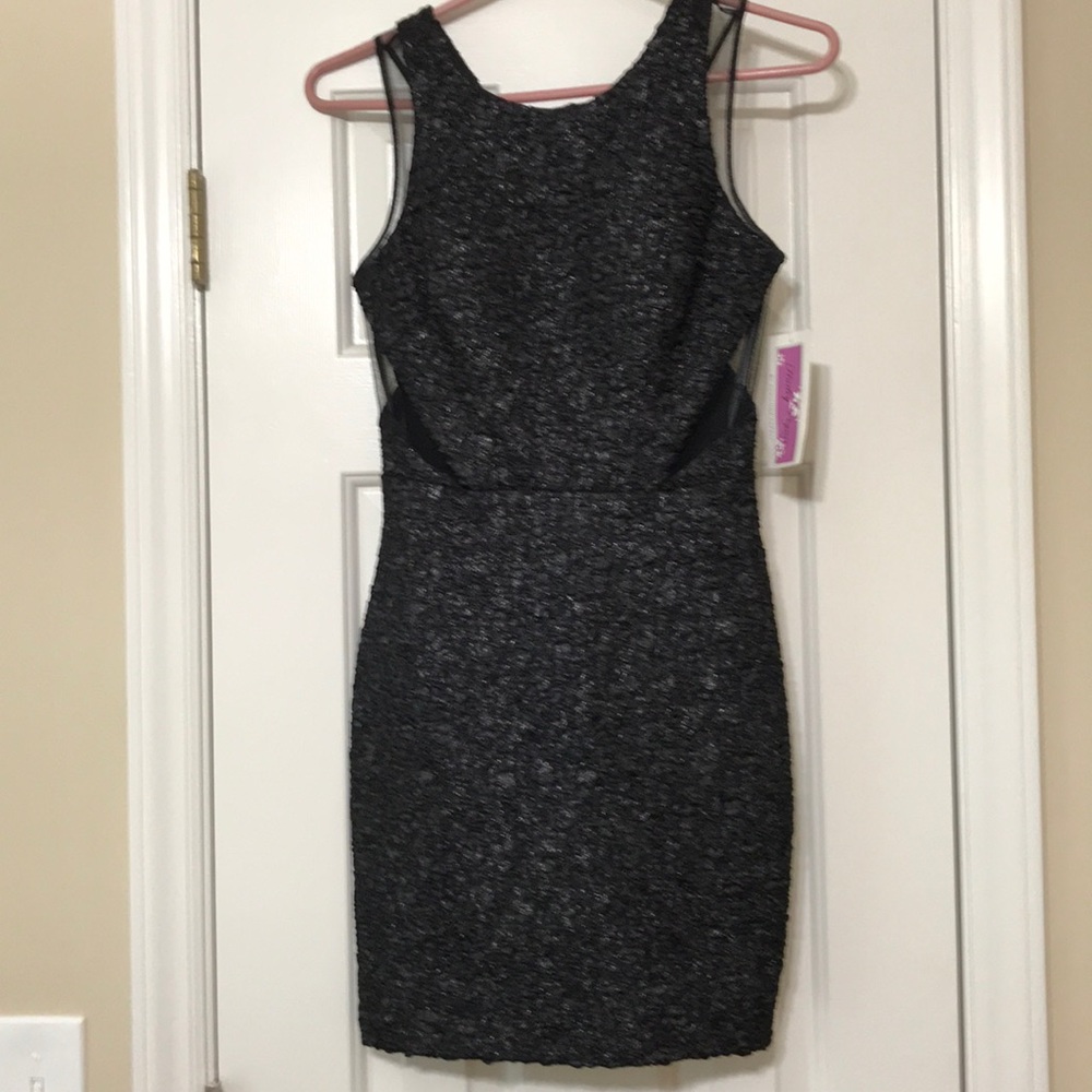 Hailey Logan by Adrianna Papell mini dress